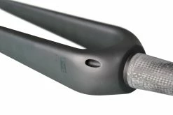 Moquai Fourche En Carbone Pour Le Gravier Avec Des Oeillets De Garde-boue -Pièces Vélo route Magasin de vente Gabel