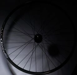 Mavic URBAN E-Speedcity 1 700 CL 12x100 Vorderrad -Pièces Vélo route Magasin de vente Mavic URBAN E Speedcity 1DcXwARlkp5uKC