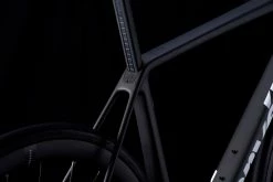 Cervelo R5 Red ETap AXS -Pièces Vélo route Magasin de vente cervelo R5 RedAXS FiveBlack DETAIL2